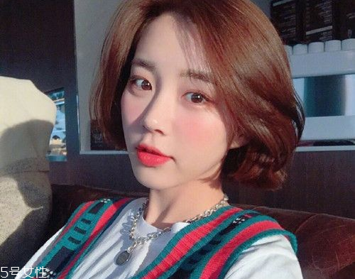 齊肩短發(fā)怎樣最好看？染這些顏色好看又洋氣