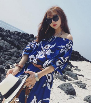 一字肩衣服怎么搭配？時(shí)髦精的高端裸露