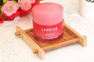 冬天護(hù)膚用霜還是乳？6款適合冬天用的護(hù)膚品推薦