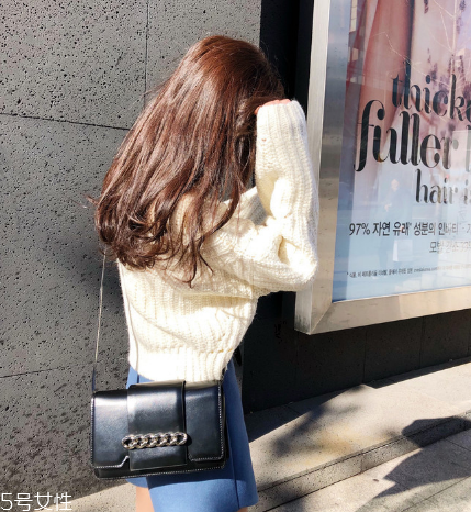 毛衣可以用滾筒洗衣機洗嗎？輕柔呵護要小心