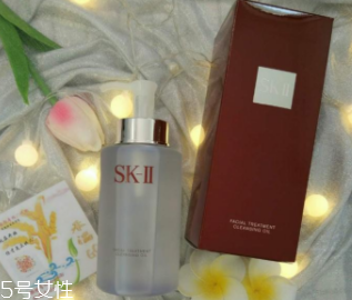 卸妝油哪個牌子好用？網(wǎng)紅卸妝油盤點