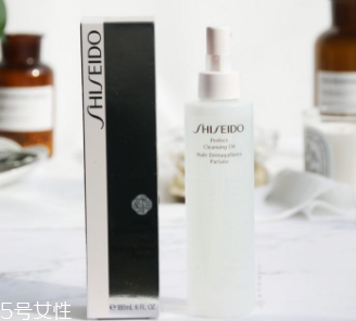 卸妝油哪個牌子好用？網(wǎng)紅卸妝油盤點