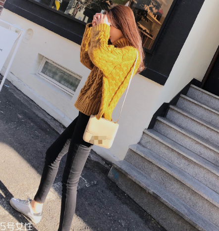 毛衣能用吹風(fēng)機吹嗎？可以考慮低溫檔吹干