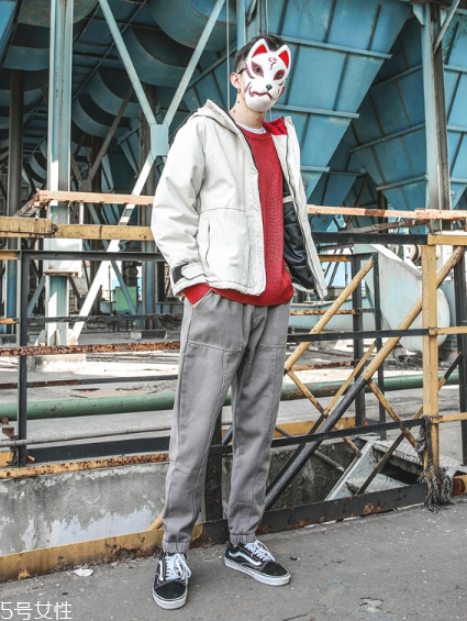 紅色毛衣配什么褲子男 三種搭配將帥氣與時(shí)尚兼具 紅色毛衣配什么褲子男 三種搭配將帥氣與時(shí)尚兼具