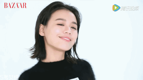 短發(fā)發(fā)尾外翻的發(fā)型怎么弄？誰弄誰美