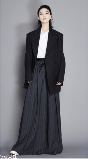 內(nèi)扣短發(fā)適合什么臉型？臉小是關(guān)鍵