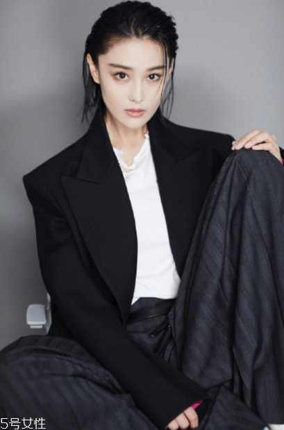 內(nèi)扣短發(fā)適合什么臉型？臉小是關(guān)鍵