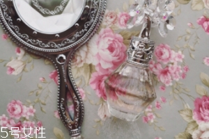 女士香水什么味道好？這6款香水親切又高級