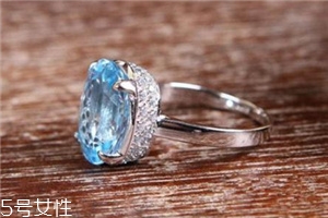 托帕石能終身佩戴嗎？佩戴之前先要知道這個