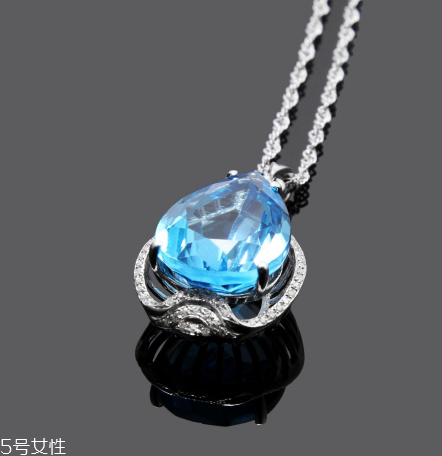 托帕石適合什么人戴？這些人最適合不過了