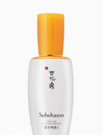 皮膚不吸收護(hù)膚品怎么回事？光用乳液面霜遠(yuǎn)遠(yuǎn)不夠