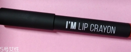 唇釉和染唇液的區(qū)別 你更看好哪個？