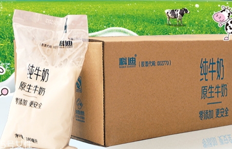 喝牛奶反胃怎么回事？喝牛奶惡心反胃還要繼續(xù)喝嗎