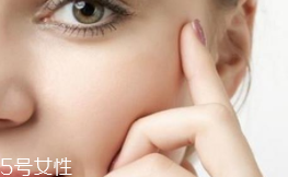 自然性的化妝品更安全嗎？警惕過敏源傷害肌膚