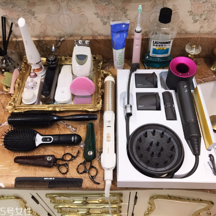 t3吹風(fēng)機(jī)2i和博朗負(fù)離子卷發(fā)棒使用測(cè)評(píng) t3吹風(fēng)機(jī)2i和博朗負(fù)離子卷發(fā)棒使用測(cè)評(píng)