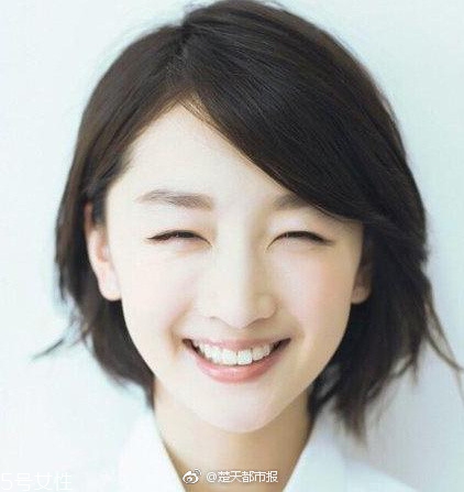 短發(fā)發(fā)尾外翻的發(fā)型怎么弄？誰弄誰美