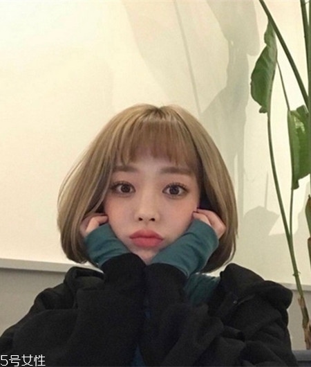 圓臉妹子適合什么發(fā)型？短發(fā)更能突顯氣質(zhì)