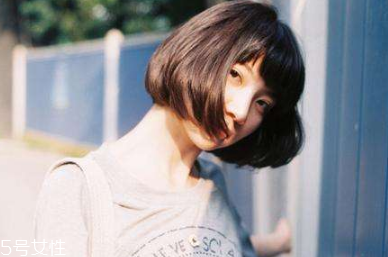 短發(fā)怎么打理才不會翹？短發(fā)最適合染這些顏色