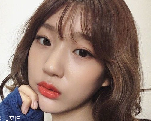 齊肩短發(fā)怎樣最好看？染這些顏色好看又洋氣