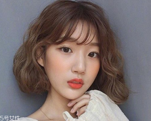 齊肩短發(fā)怎樣最好看？染這些顏色好看又洋氣