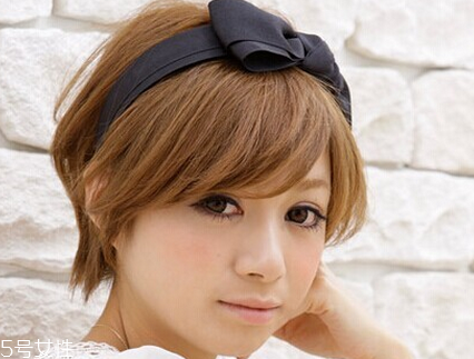 短發(fā)怎么做新娘造型？編發(fā)好看又簡(jiǎn)單