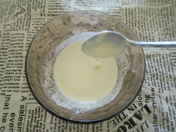 洋蔥圈怎么做好吃 輕盈脆口的做法 洋蔥圈怎么做好吃 輕盈脆口的做法