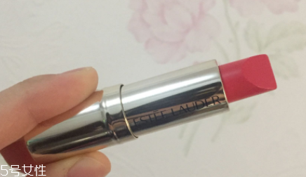 送閨蜜新年禮物怎么挑選？送這些美妝產(chǎn)品她會(huì)尖叫