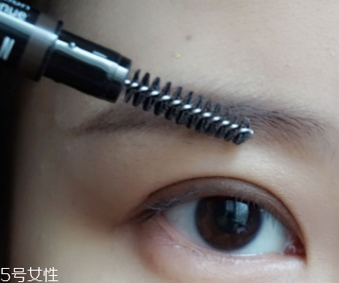 眉筆哪個牌子好用？手殘黨超好用眉筆推薦