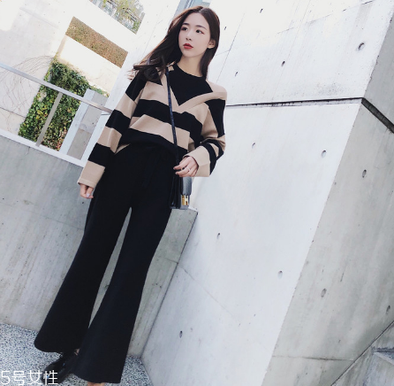 毛衣怎么晾曬不變形？巧用身邊小物品