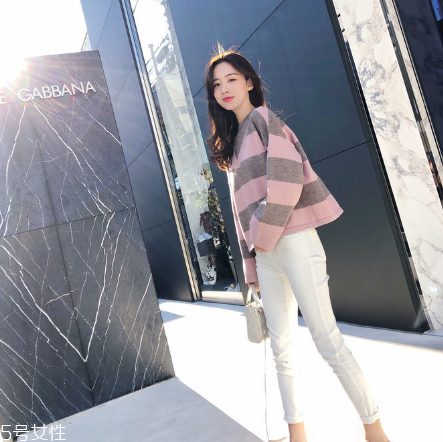 毛衣怎么晾曬不變形？巧用身邊小物品