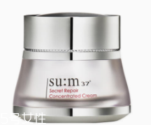 抗老面霜幾歲開始用？出現(xiàn)肌膚衰老問題時用