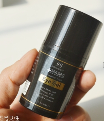 眼霜凍了還能用嗎？眼霜遇冷也是會凍住的