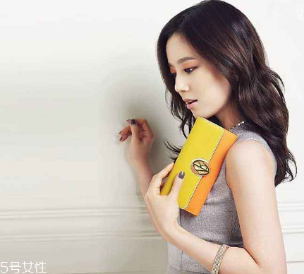 vincis bench什么檔次？韓國(guó)銷量最高的包包之一