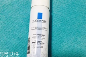 噴霧凍了還能用嗎？驚呆保濕噴霧凍成冰