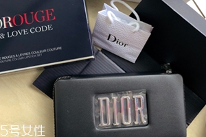 迪奧2018情人節(jié)限量多少錢？love kiss情人節(jié)口紅試色