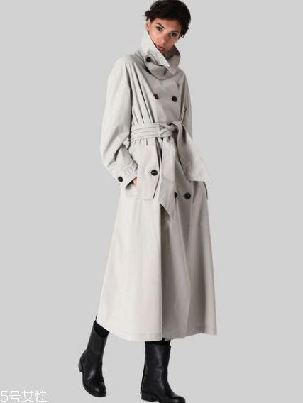 阿瑪尼風(fēng)衣不合格是真的嗎？售價(jià)3萬竟然不合格