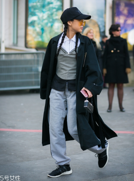 屁股大的女生穿什么褲子好看？這樣穿顯瘦又有氣質(zhì)