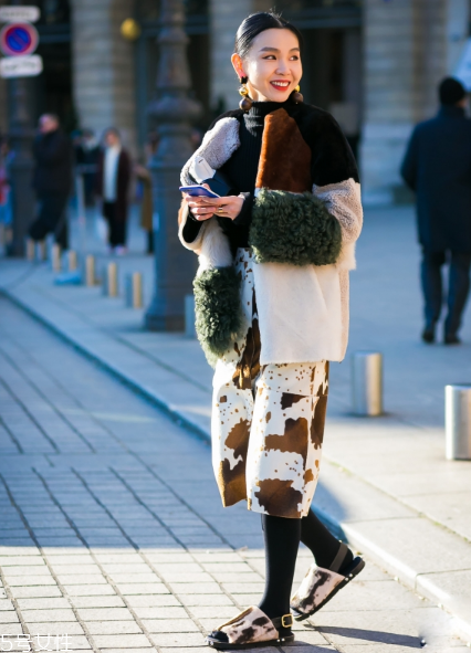 皮草下身搭配什么好看？這個(gè)冬天不怕冷