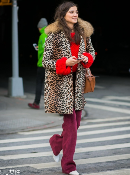 皮草里面搭配什么好看？選對(duì)內(nèi)搭是關(guān)鍵