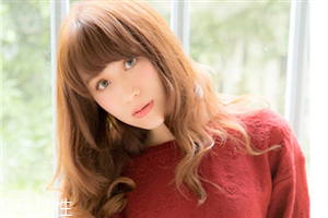 齊劉海適合什么卷發(fā)？如何選擇適合自己的發(fā)型