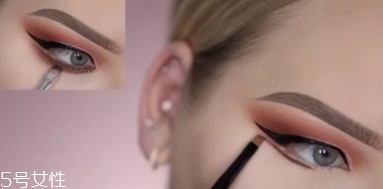 huda beauty沙漠盤(pán)怎么畫(huà)？油管大神一步步示范