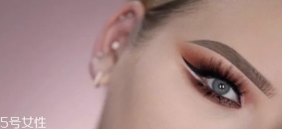 huda beauty沙漠盤(pán)怎么畫(huà)？油管大神一步步示范