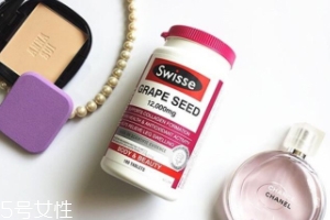 臉上有斑點(diǎn)怎么去除？食療/精華/面膜三管齊下