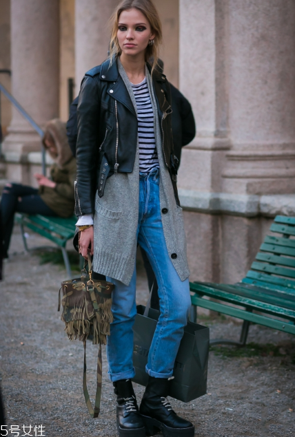 皮衣下面搭配什么好看？玩出個性混搭風