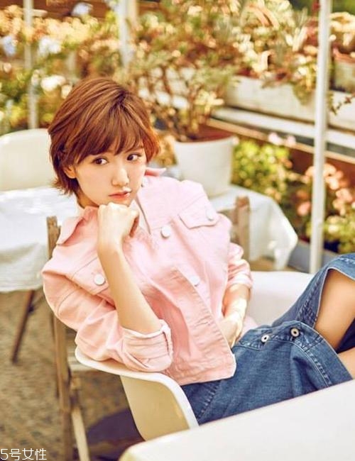 外翹短發(fā)適合什么臉型？再燙內扣你就out了