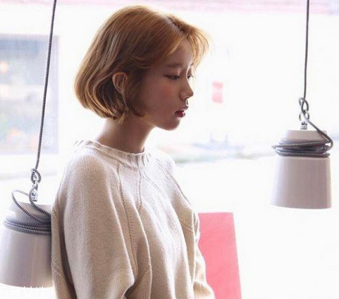 2018年將要流行的女生發(fā)型 女生短發(fā)燙發(fā)流行款 2018年將要流行的女生發(fā)型 女生短發(fā)燙發(fā)流行款