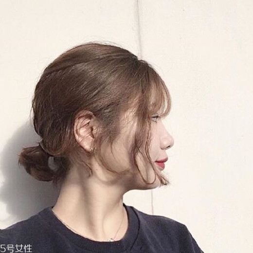 短發(fā)適合扎什么發(fā)型？剪短發(fā)這么好看