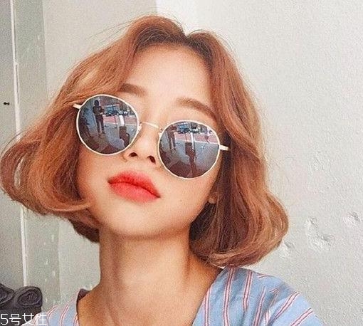 2018年將要流行的女生發(fā)型 女生短發(fā)燙發(fā)流行款 2018年將要流行的女生發(fā)型 女生短發(fā)燙發(fā)流行款