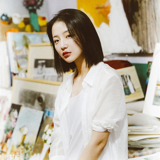 女生發(fā)質(zhì)軟適合什么發(fā)型？胖圓臉顯瘦發(fā)型參考