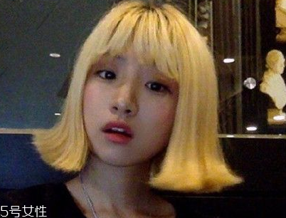 短頭發(fā)染什么顏色好看洋氣顯白？短發(fā)這樣弄好看又大方